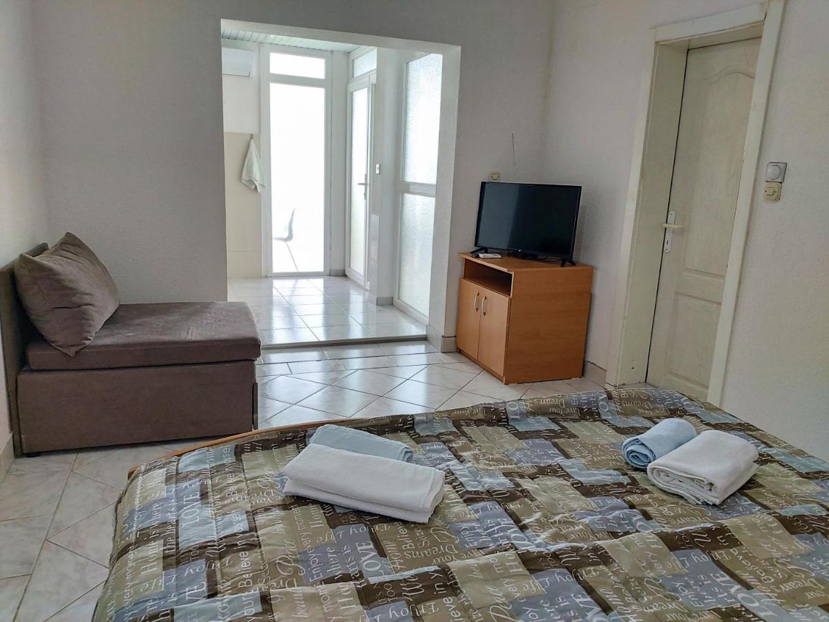 Villa Bube Търпейца Екстериор снимка